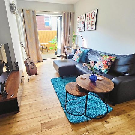 Modern Central Brighton Patio Flat - Free Parking! 외부 사진