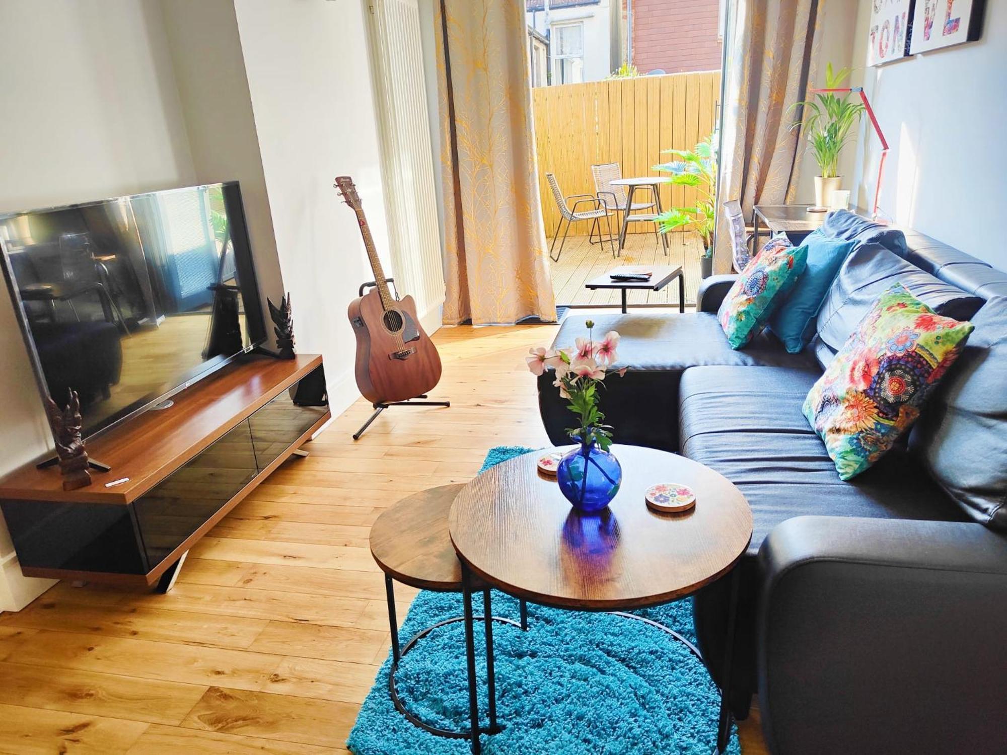 Modern Central Brighton Patio Flat - Free Parking! 외부 사진