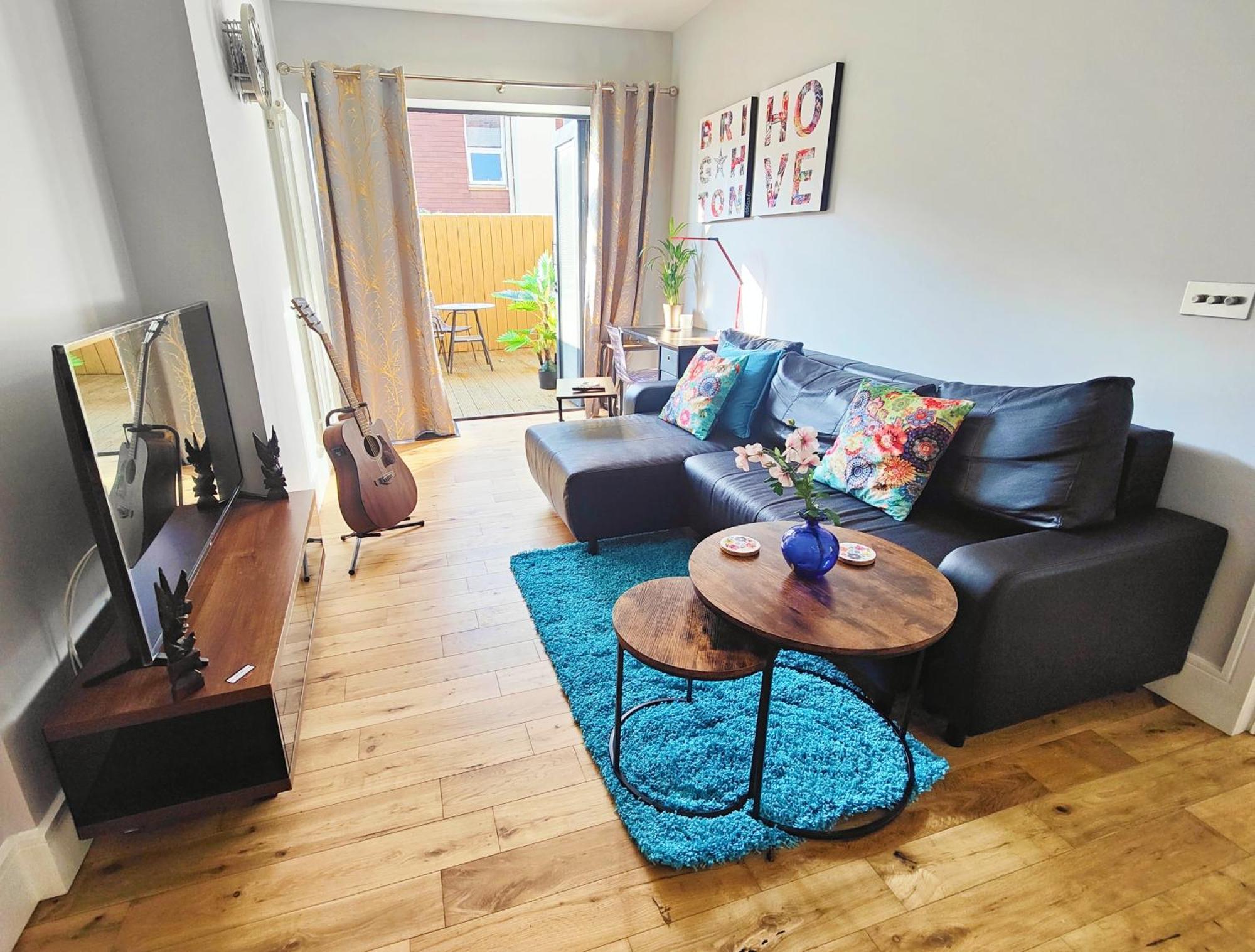 Modern Central Brighton Patio Flat - Free Parking! 외부 사진