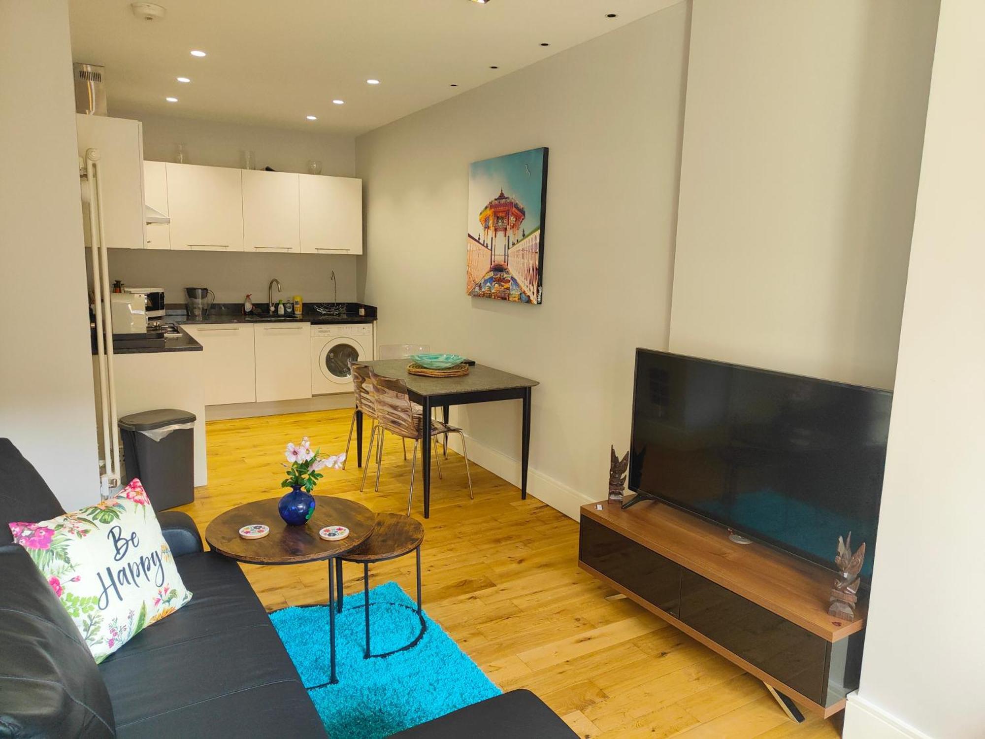 Modern Central Brighton Patio Flat - Free Parking! 외부 사진