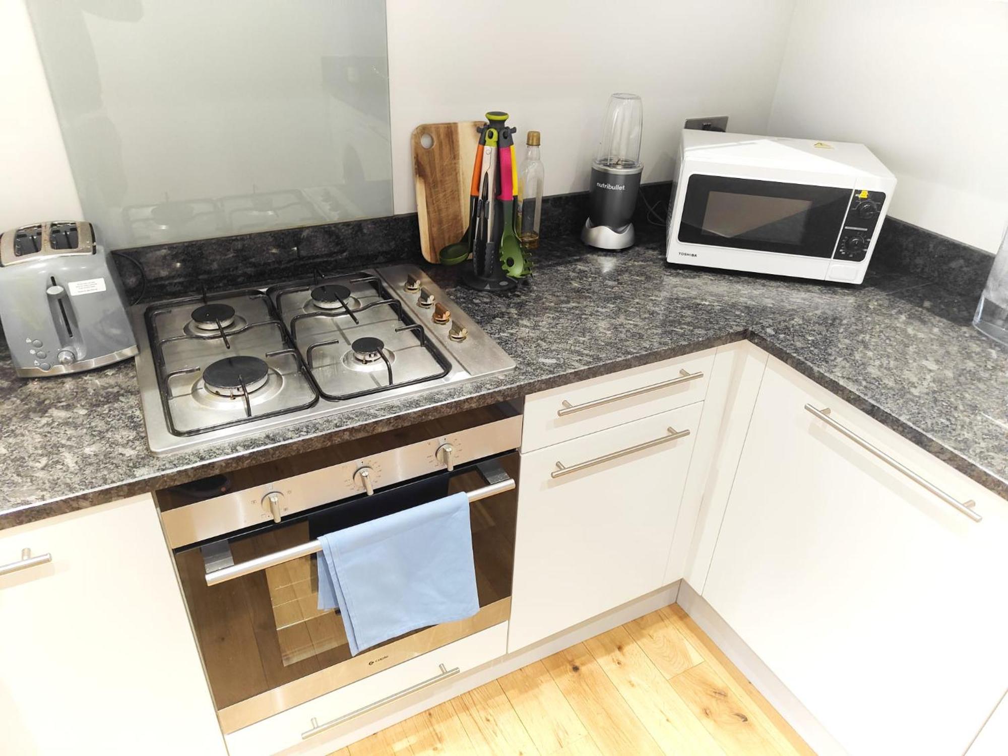 Modern Central Brighton Patio Flat - Free Parking! 외부 사진